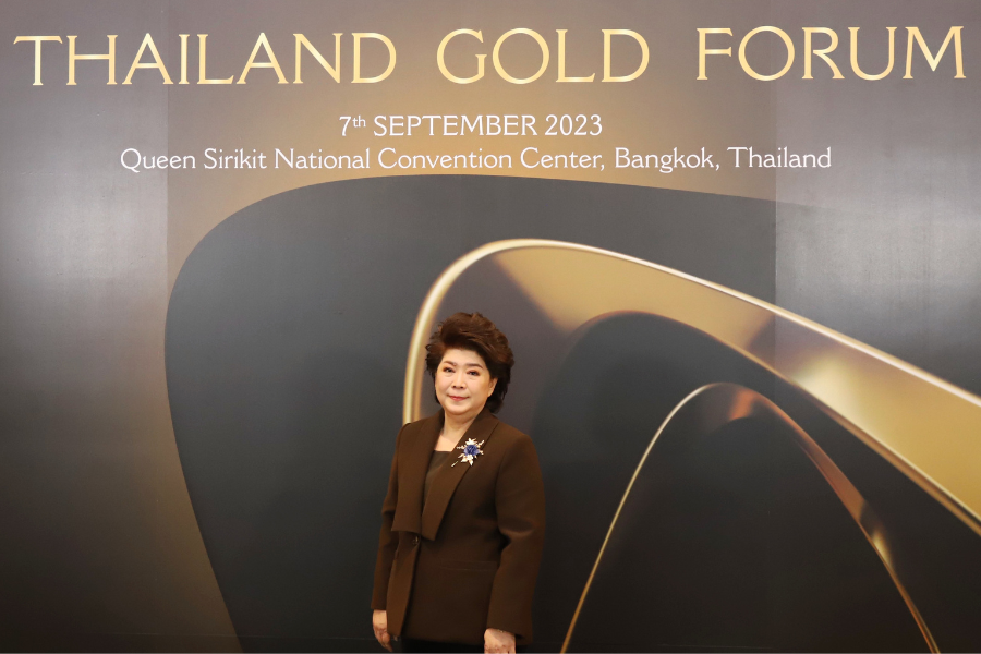 YLG Bullion ร่วมงาน Thailand Gold Forum 2023  ครั้งแรกในไทย! "งานประชุมทองคำระดับโลก" กับการรวมผู้เชี่ยวชาญทุกมุมโลกถ่ายทอดความรู้ด้านทองคำในทุกมิติ   โดย คุณพวรรณ์ นววัฒนทรัพย์ ประธานเจ้าหน้